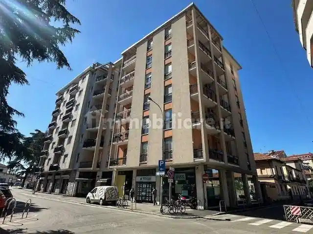 Appartamento in vendita a Rho