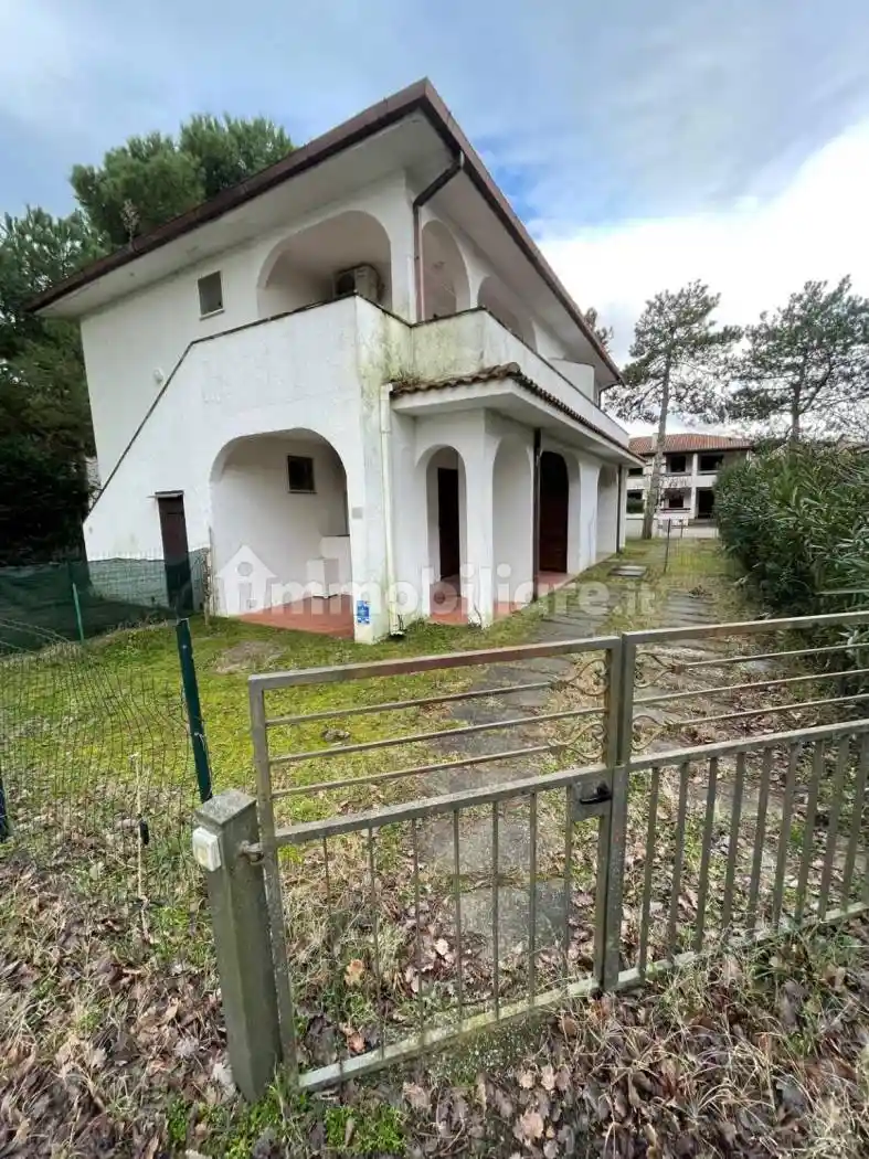 Villa plurifamiliare via dei Frassini 39, Lido degli Estensi, Comacchio - foto 2