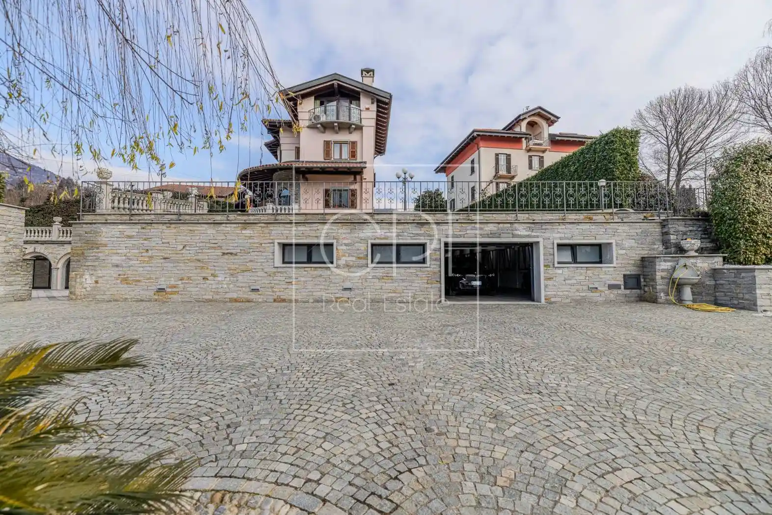 Villa in vendita a Verbania