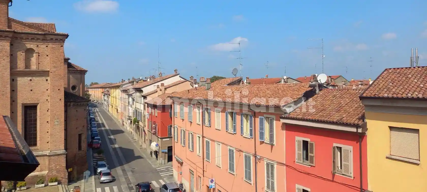 Appartamento in vendita a Piacenza