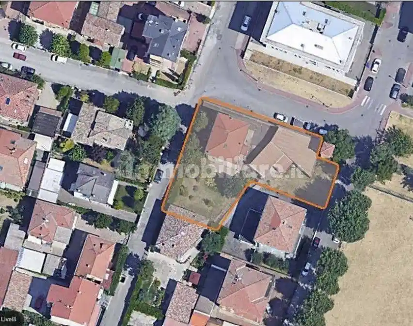 Palazzo - Edificio in vendita a Parma