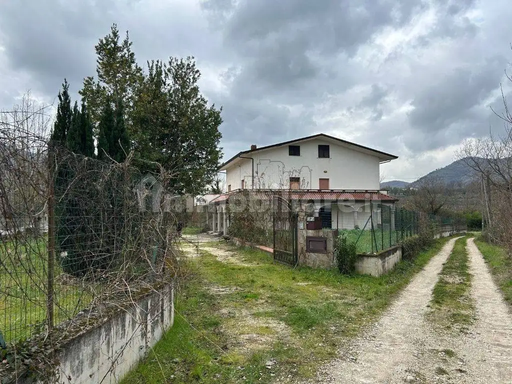 Villa in vendita a Sant'Agata de' Goti