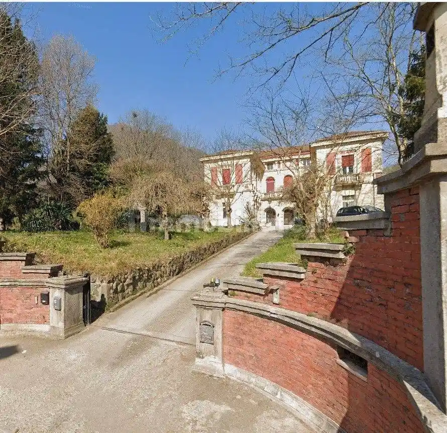 Appartamento in villa Strada Statale dei Due Principati Tratto 1, Contrada - foto 2