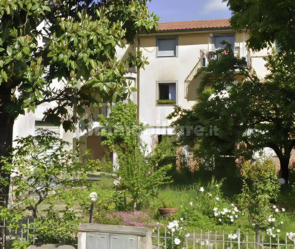 Palazzo - Stabile in vendita a Civitella in Val di Chiana