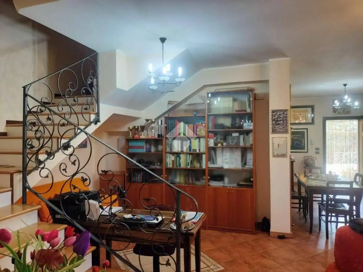 Villa in vendita a Cosenza