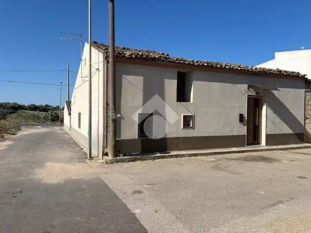 Casa indipendente in vendita a Mazzarrone