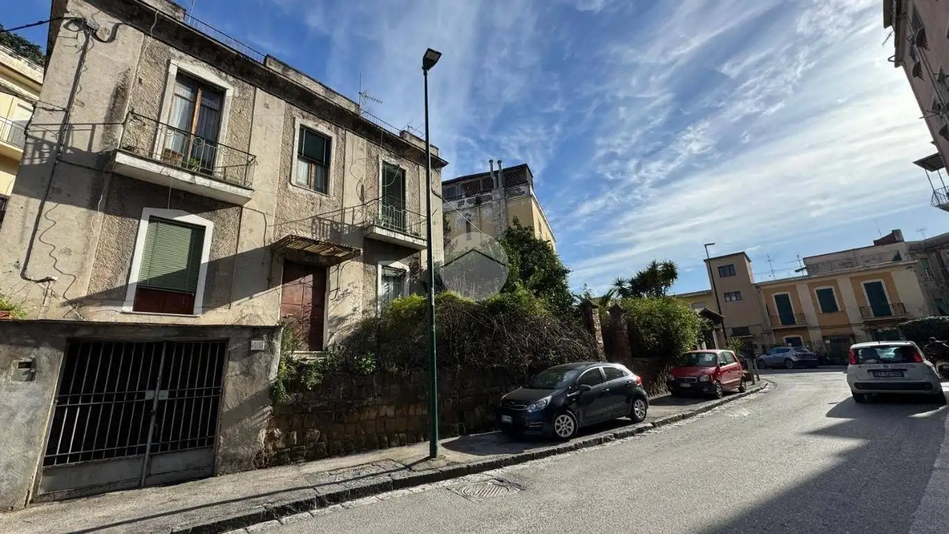 Villa in vendita a Napoli