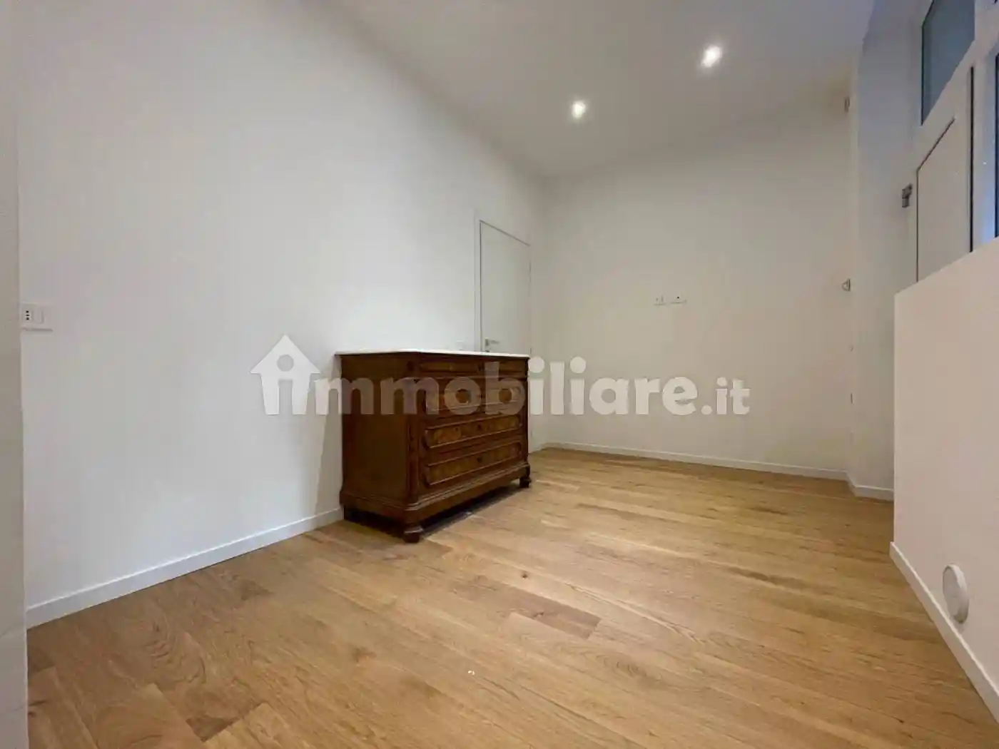 Bilocale via Carlo Farini 35, Isola, Milano - foto 3