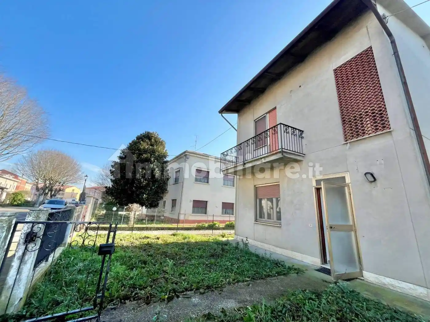 Villa in vendita a Moglia