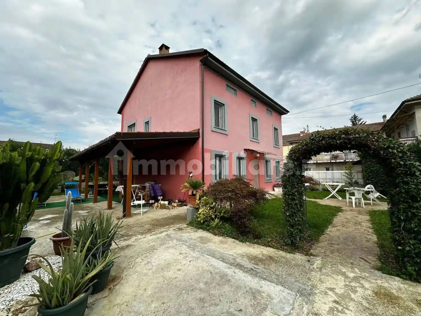 Villa in vendita a Alessandria