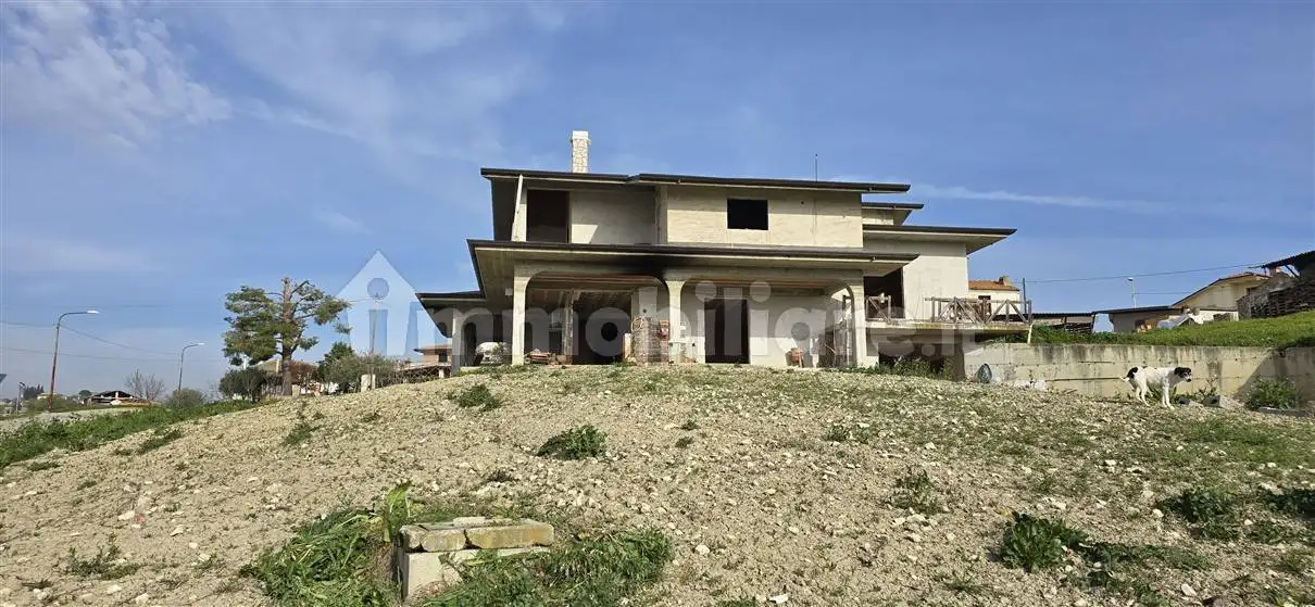 Villa in vendita a Sant'Eusanio del Sangro