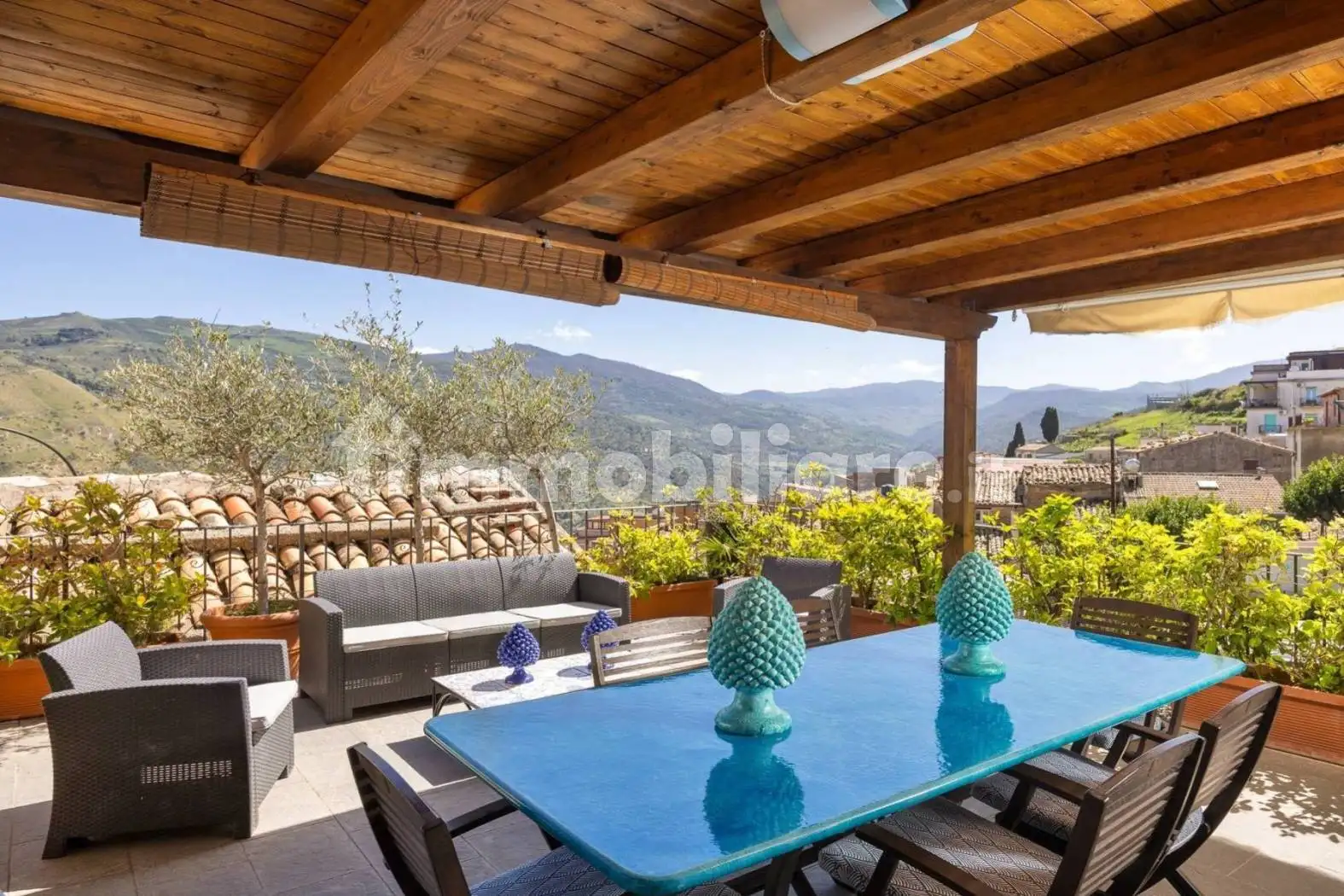 Appartamento in vendita a Reitano