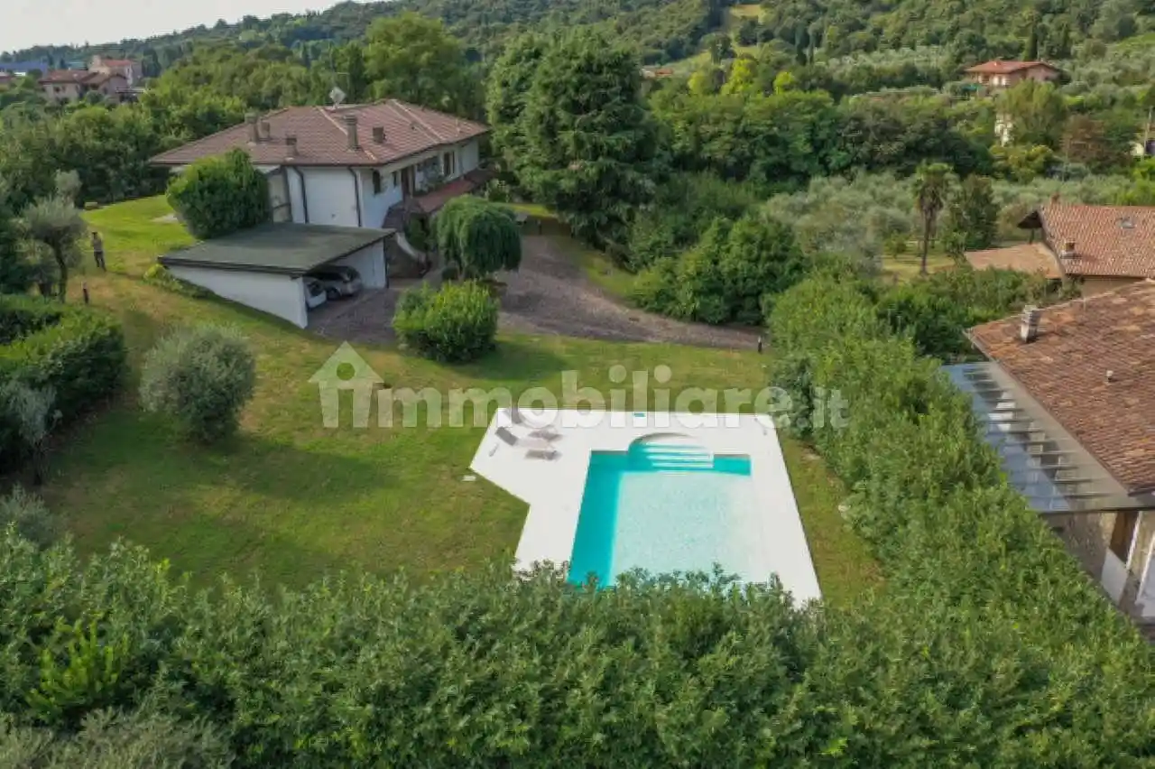 Villa in vendita a Salò