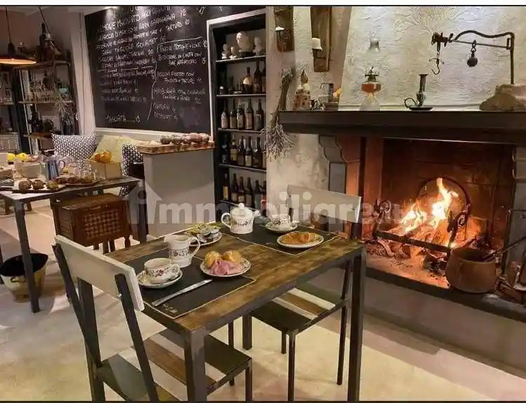 Palazzo - Edificio in vendita a Lucca