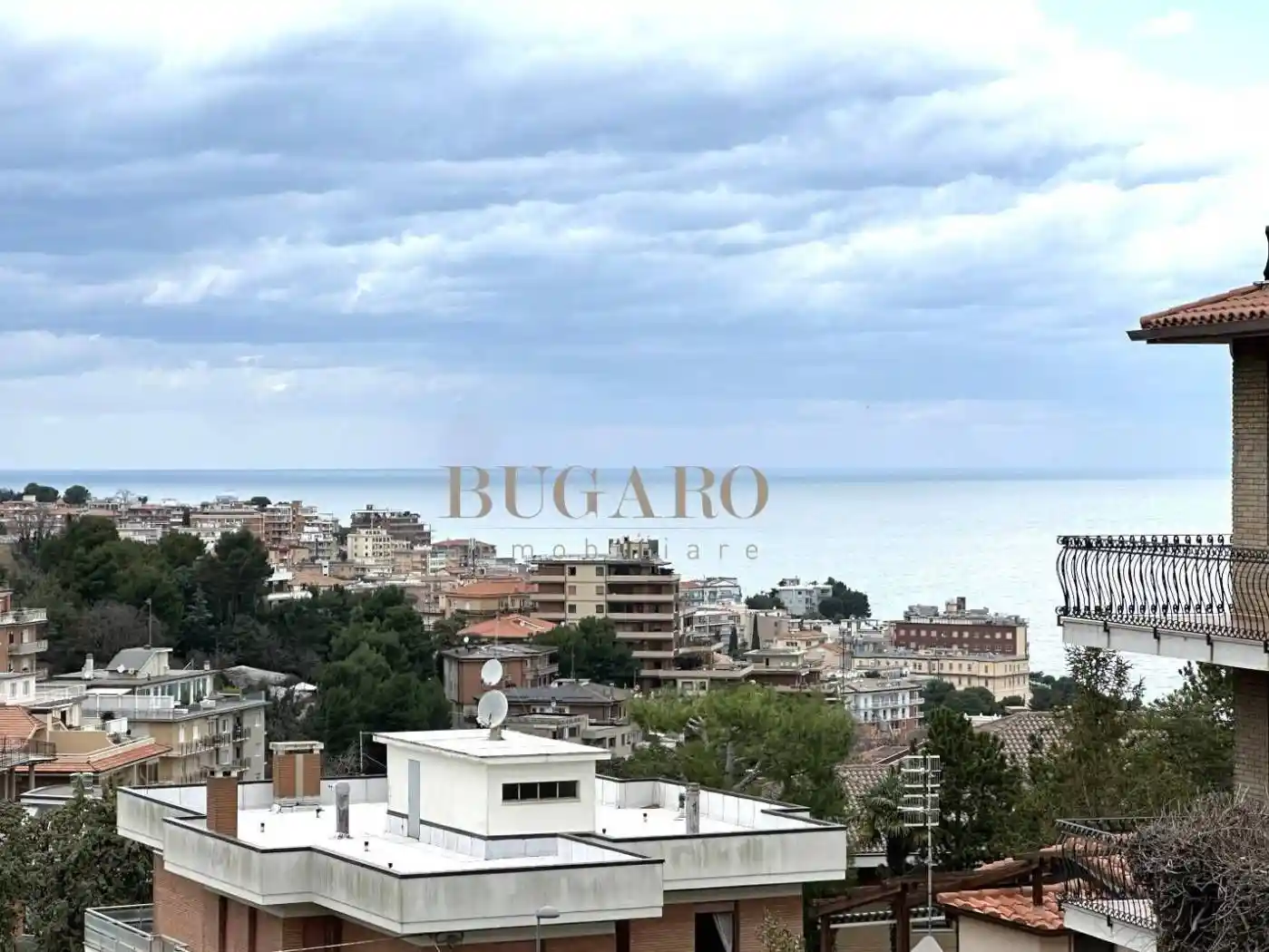 Appartamento in vendita a Ancona