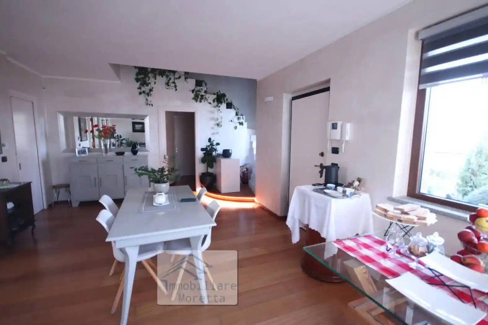 Villa in vendita a La Morra