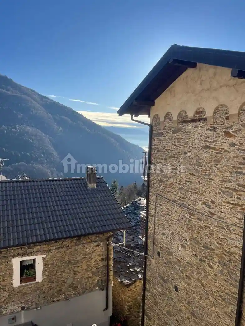 Casa indipendente in vendita a Valvarrone