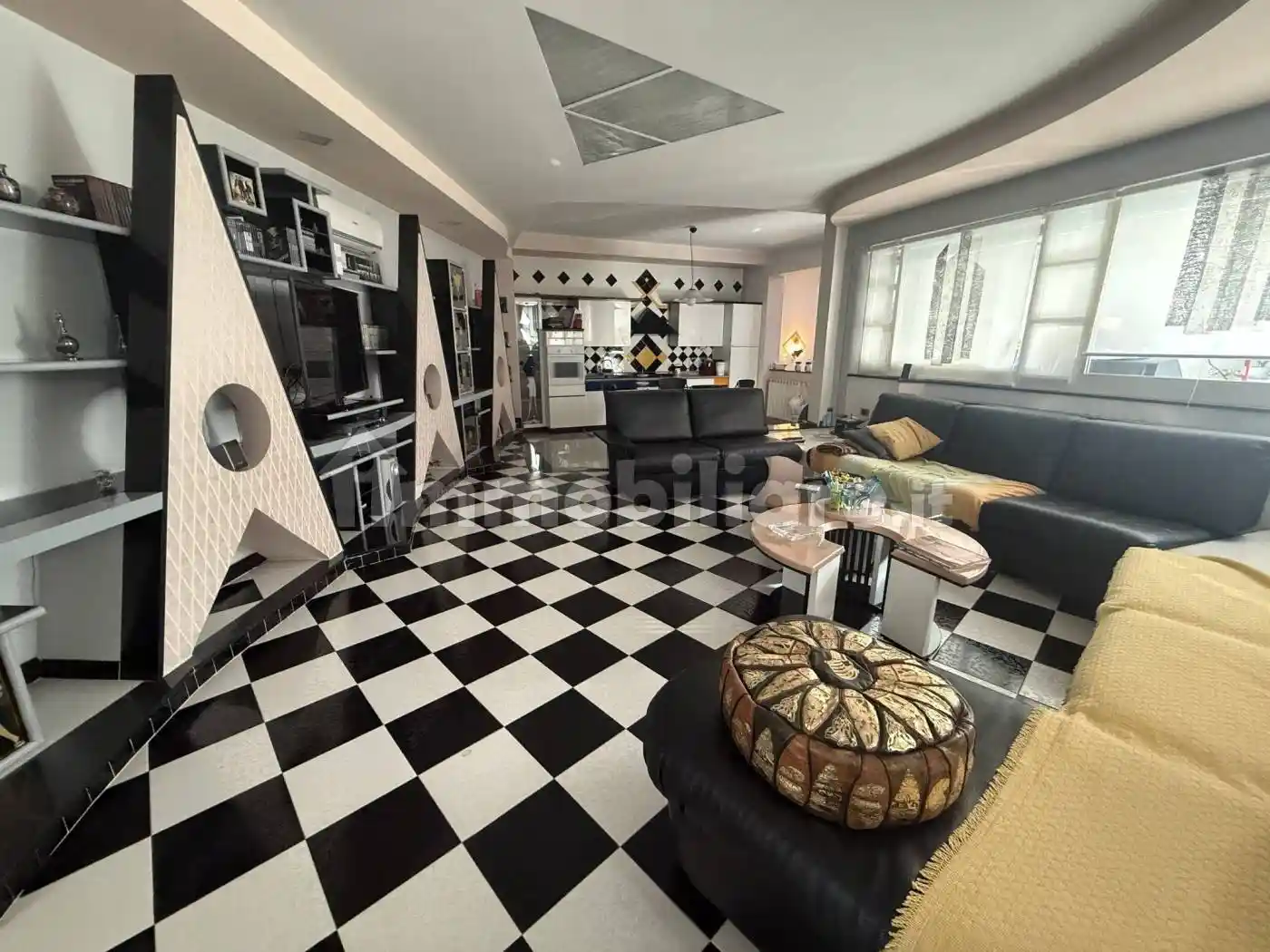 Palazzo - Edificio in vendita a Furnari