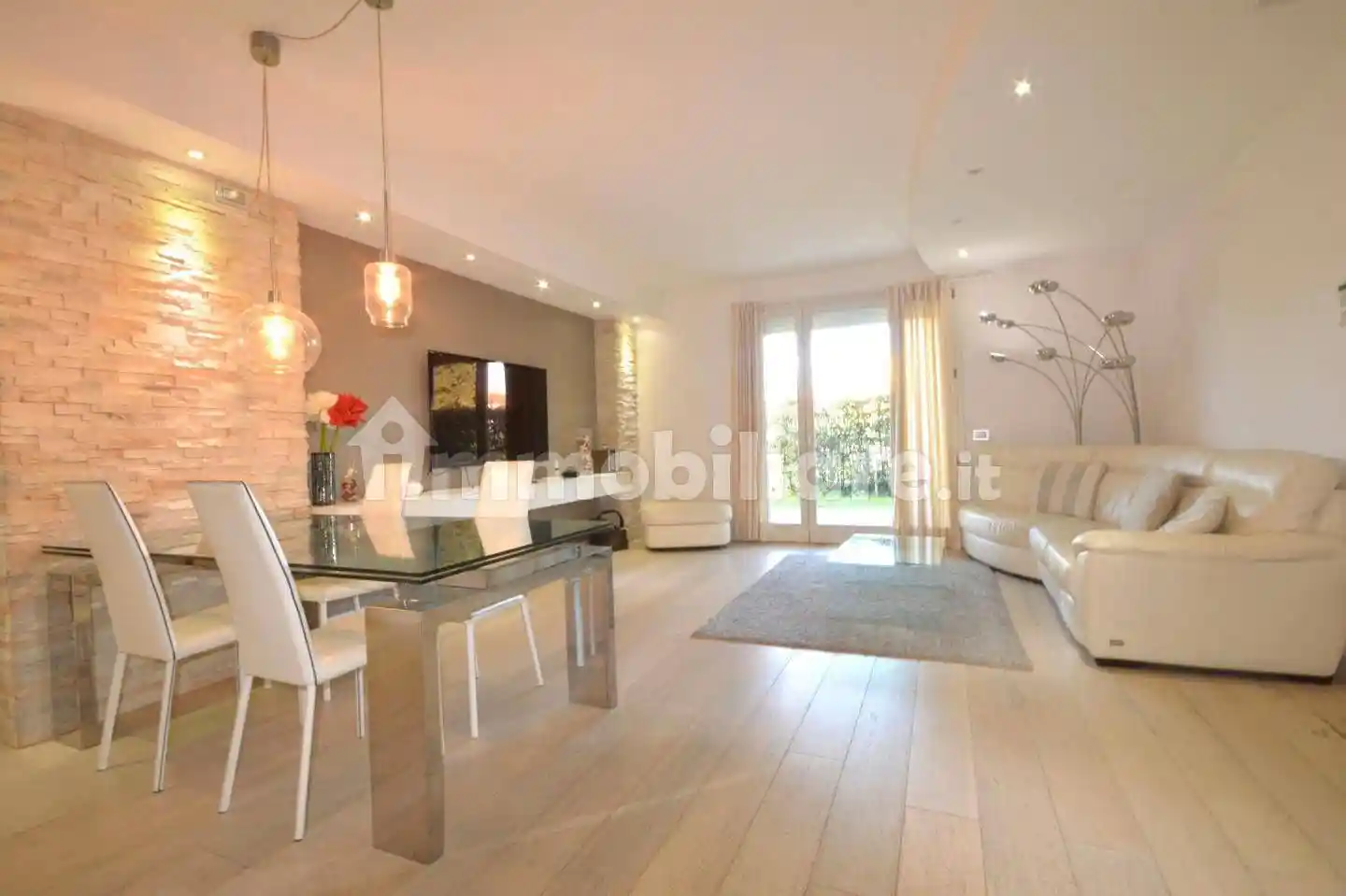 Appartamento in vendita a Lucca