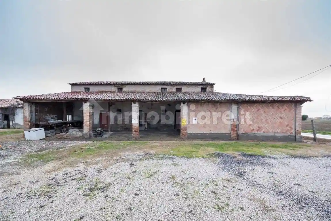Terratetto unifamiliare 290 m², da ristrutturare, San Giorgio - Pioppa, Cesena - foto 2