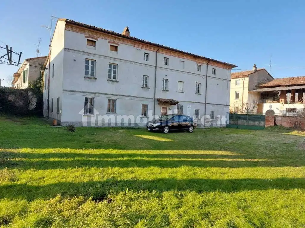 Rustico - Casale in vendita a Arena Po