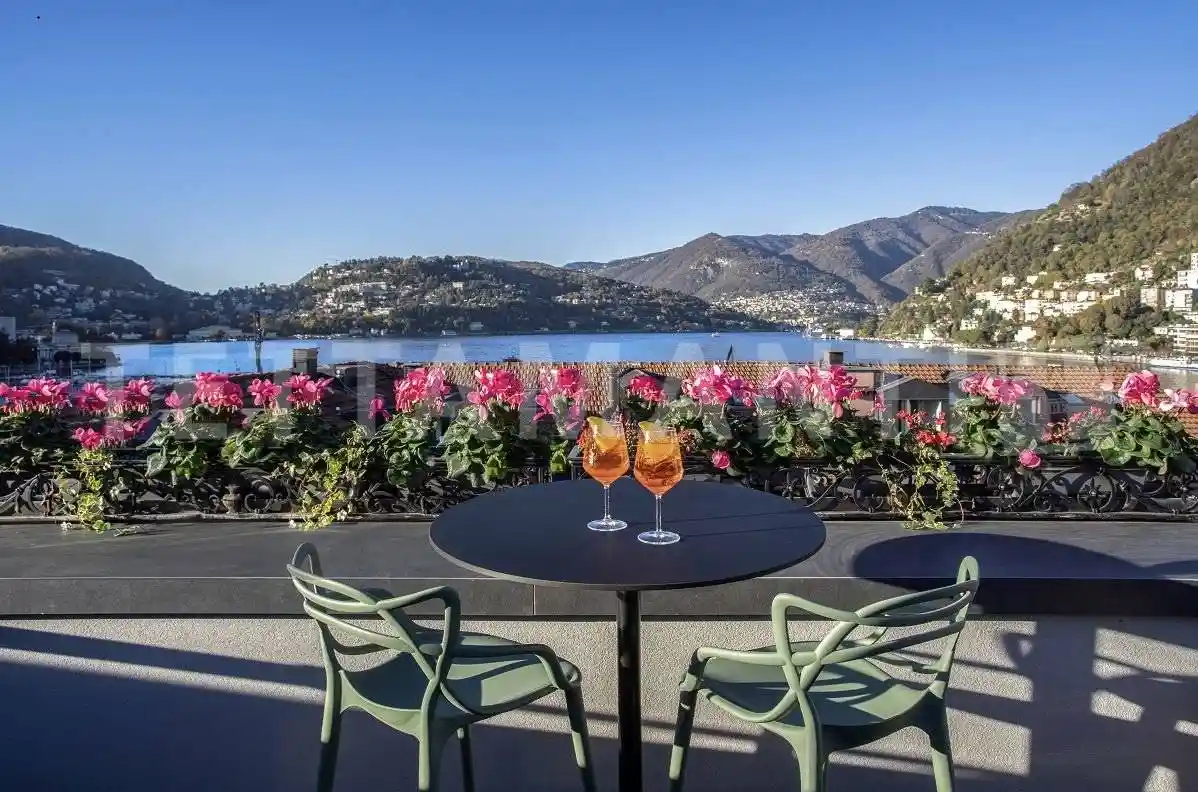 Attico - Mansarda in vendita a Como