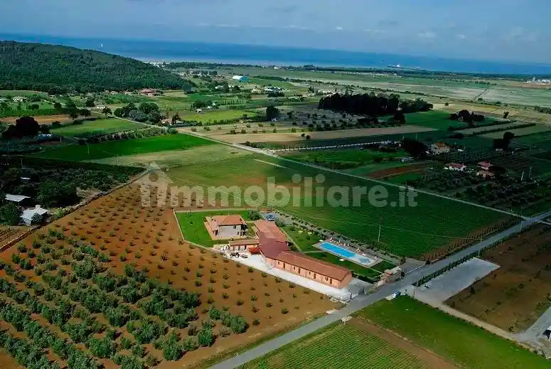 Rustico - Casale in vendita a Scarlino