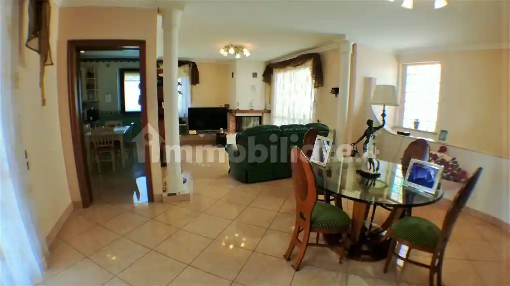 Villa in vendita a Follonica