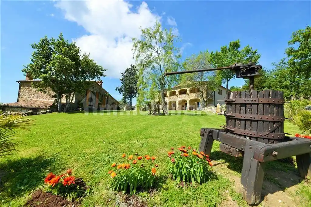 Rustico - Casale in vendita a Roccastrada