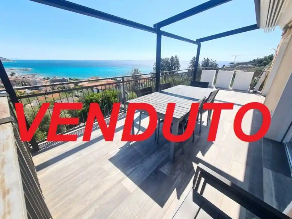 Attico - Mansarda in vendita a Diano Marina