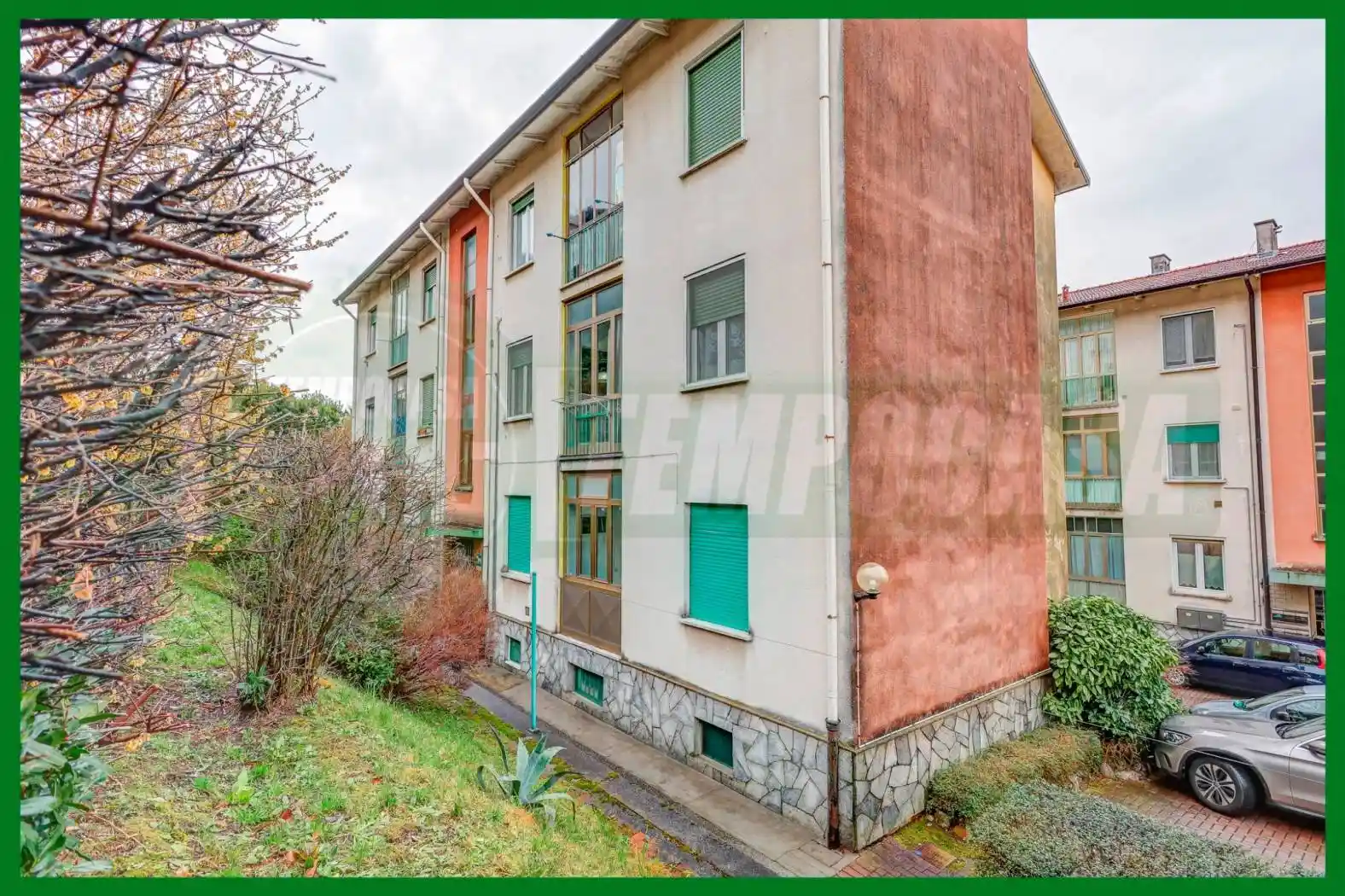 Appartamento in vendita a Laveno-Mombello