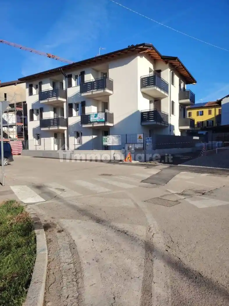 Appartamento in vendita a Binago