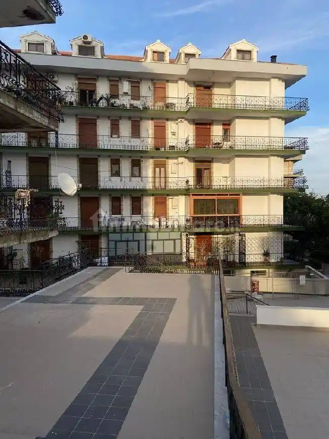 Appartamento in vendita a Tremestieri Etneo