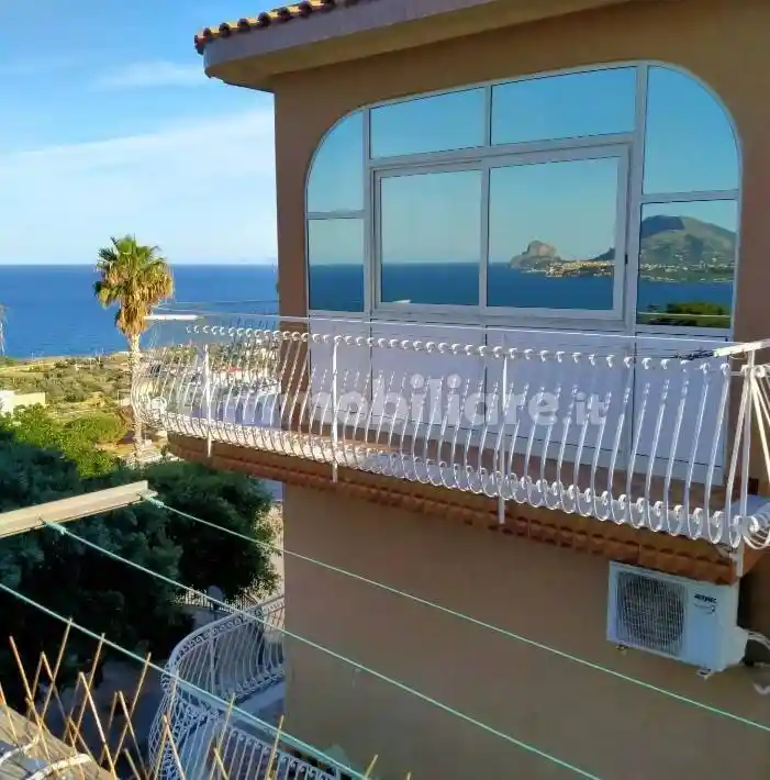 Appartamento in vendita a Altavilla Milicia