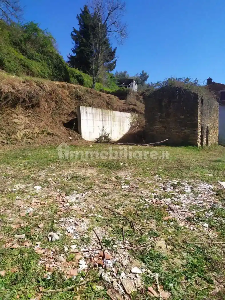 Terratetto unifamiliare 80 m², da ristrutturare, Zona Collinare Cerreto, Sant'Eustachio, Montignoso - foto 5