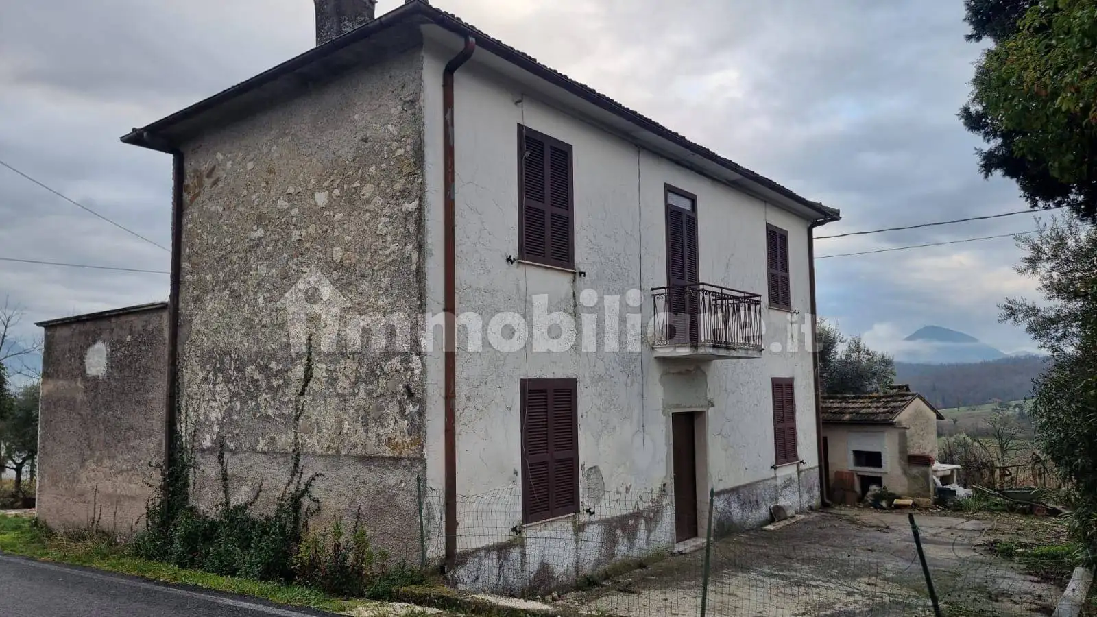 Casa indipendente in vendita a San Giovanni Incarico