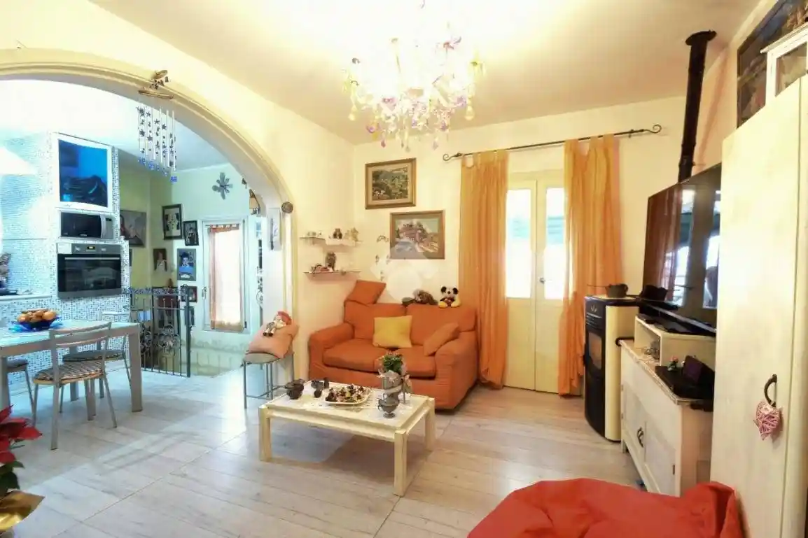 Casa indipendente - foto 2