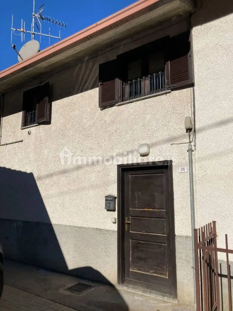 Casa indipendente in vendita a Caiolo