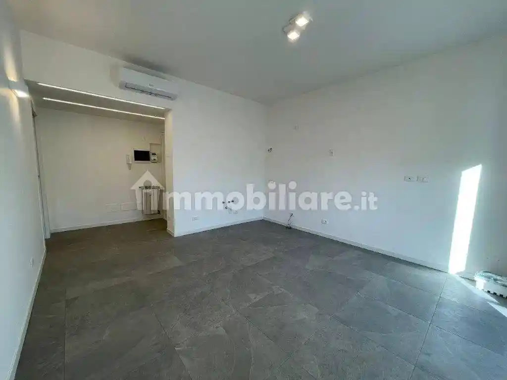 Trilocale ottimo stato, quarto piano, Bisceglie, Milano - foto 3