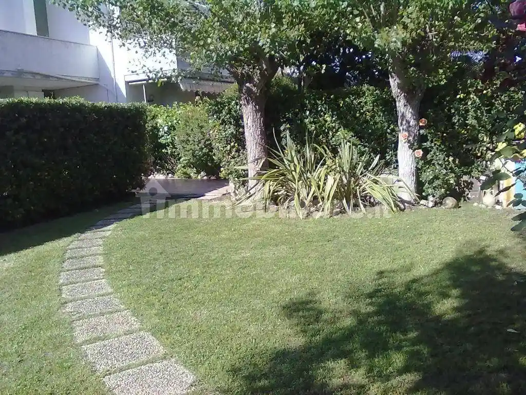 Villetta a schiera in affitto a Fiumicino