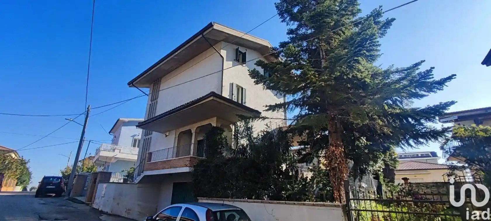 Villa unifamiliare via Torino snc, Centro, Mosciano Sant'Angelo - foto 2