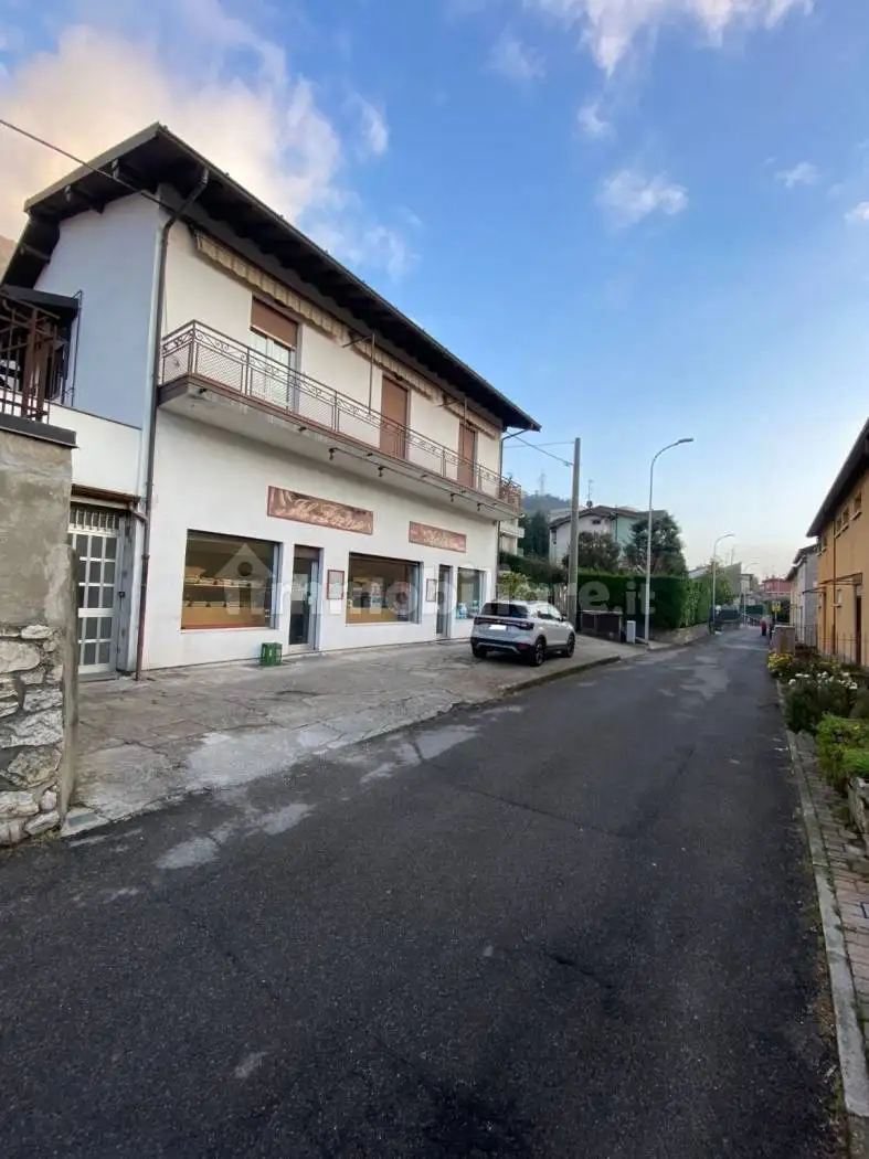 Appartamento in vendita a Lecco