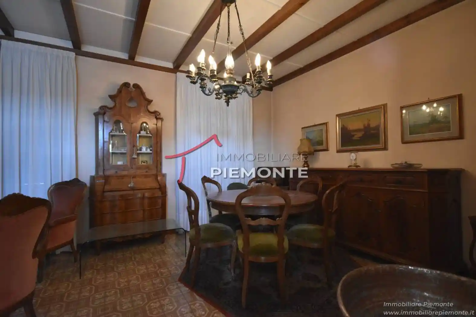 Appartamento in vendita a Borgomanero