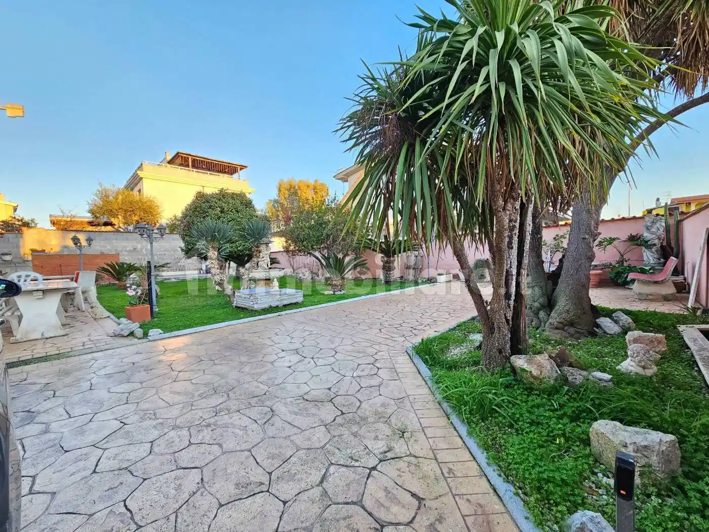 Villa in vendita a Pomezia