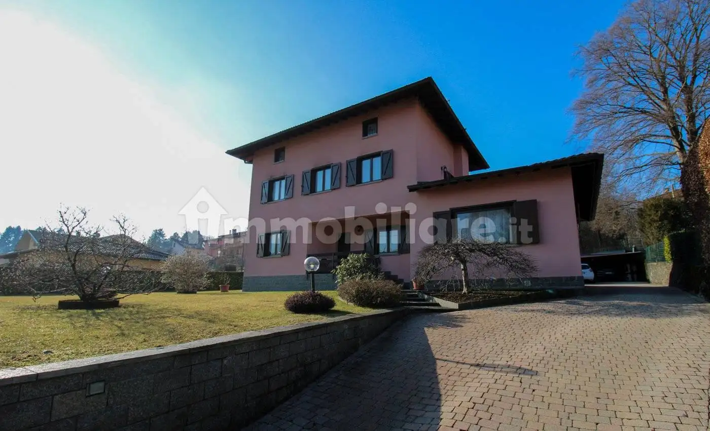 Villa in vendita a Alta Valle Intelvi
