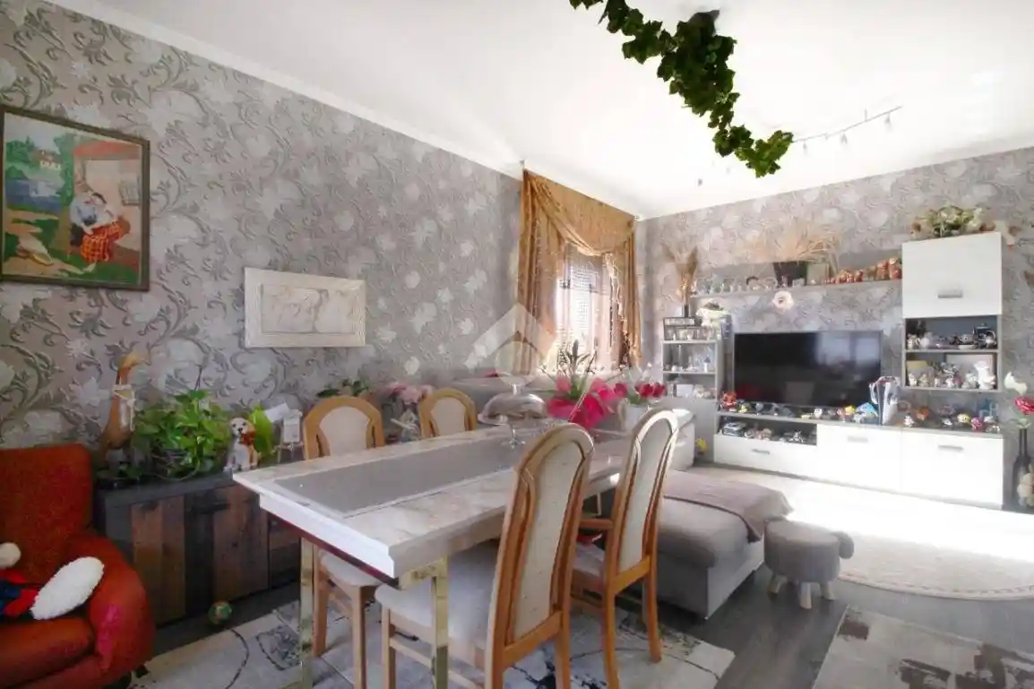 Quadrilocale via C. Battisti 31, Centro, Martinsicuro - foto 5