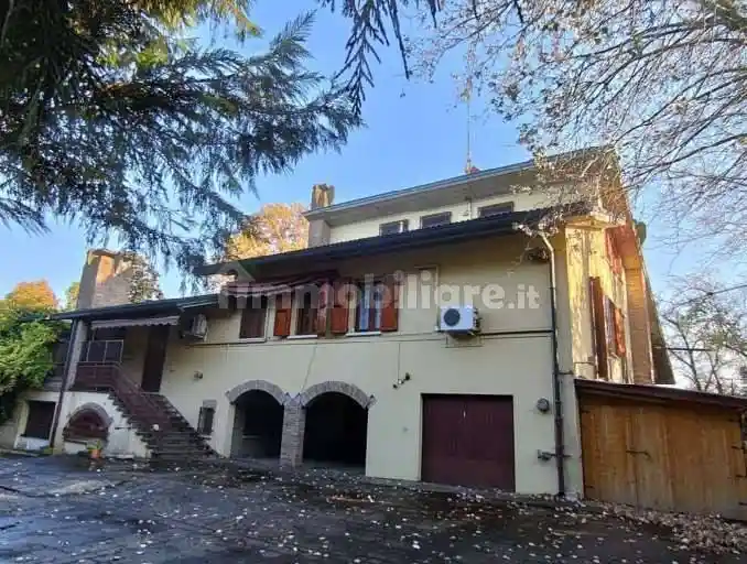 Villa in vendita a Terre del Reno