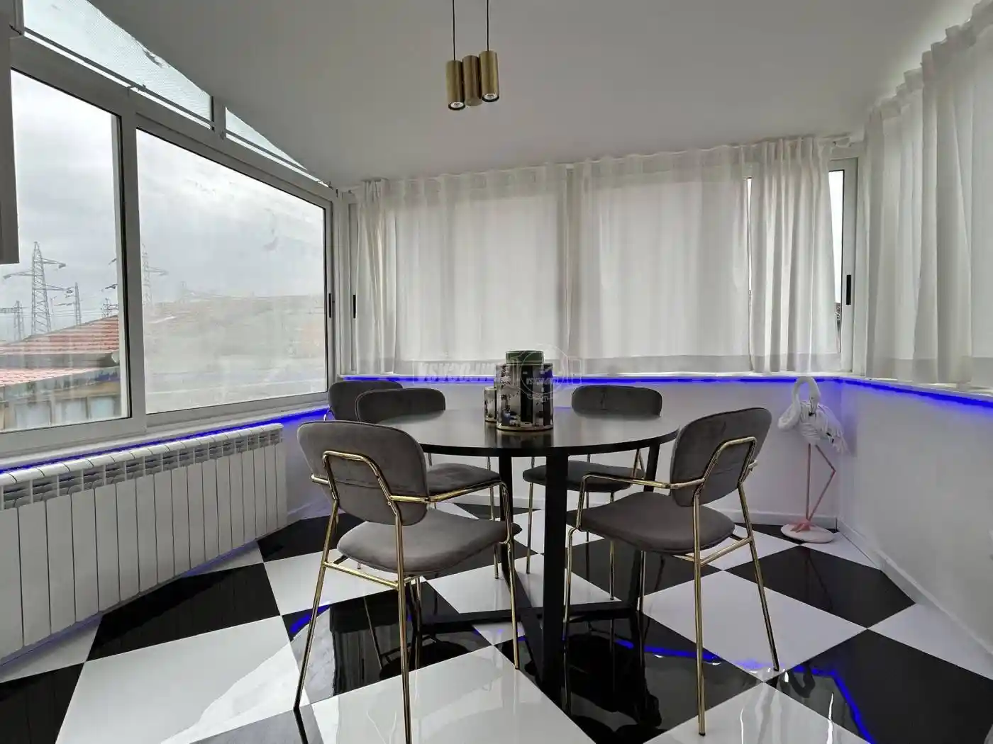 Appartamento in vendita a Viareggio