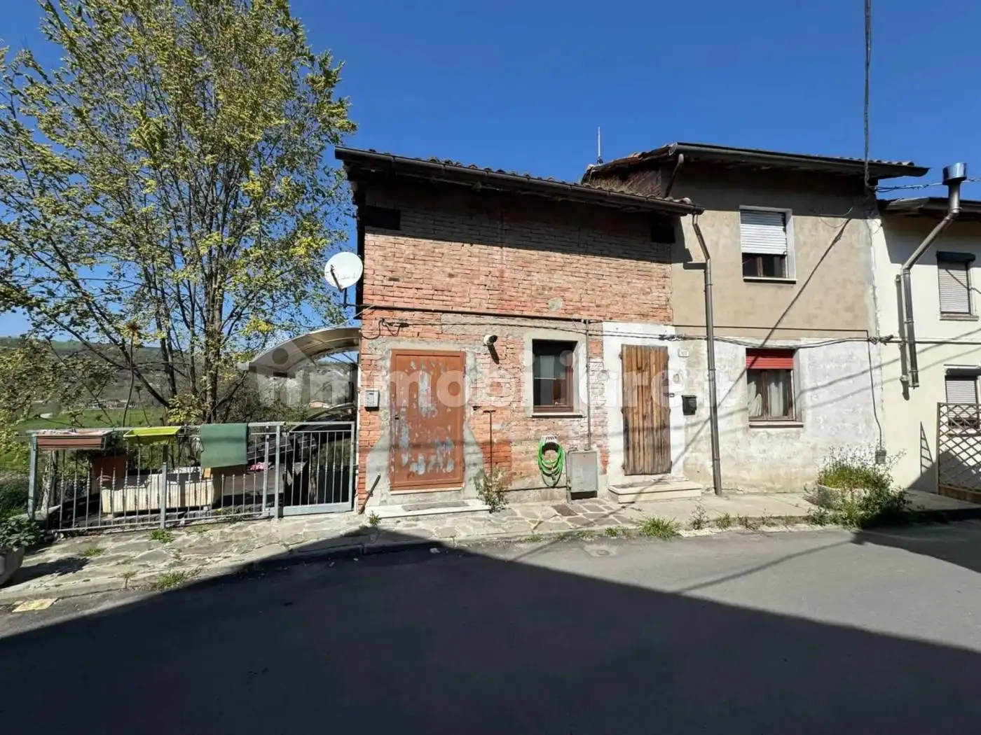 Casa indipendente in vendita a Canossa