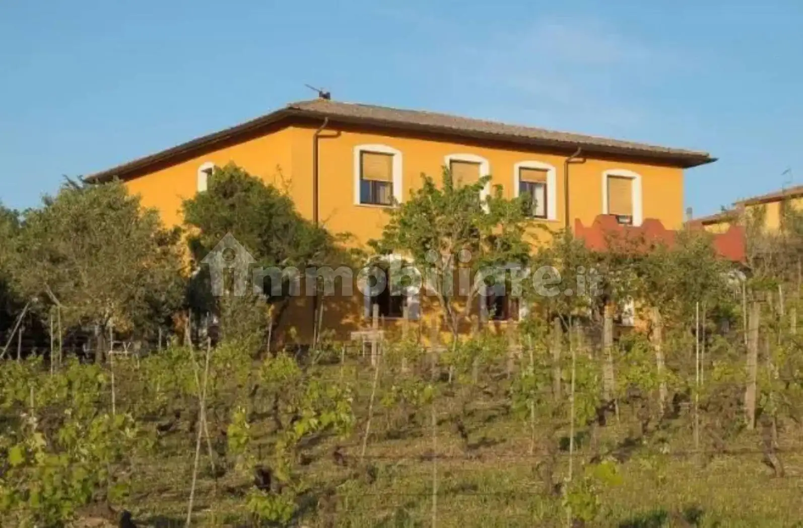 Casa indipendente in vendita a Monti